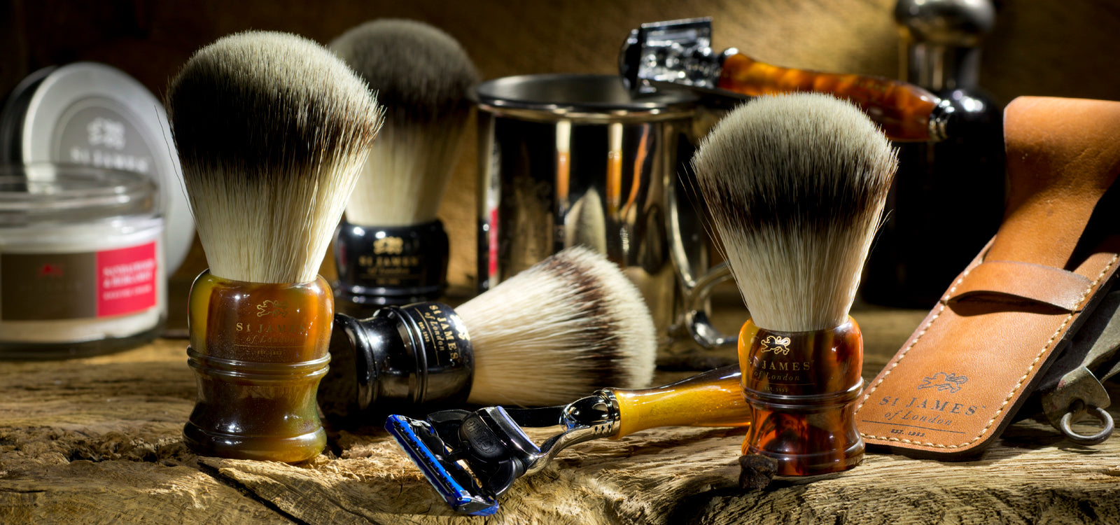 SJOL Exclusive Ebony/Gold Synthetic Brush (4450931769398)